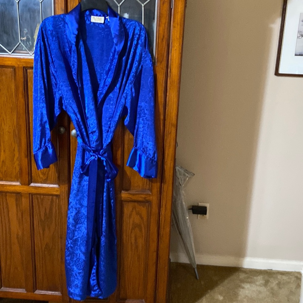 Victoria’s Secret Blue Satin Bathrobe size M/L
